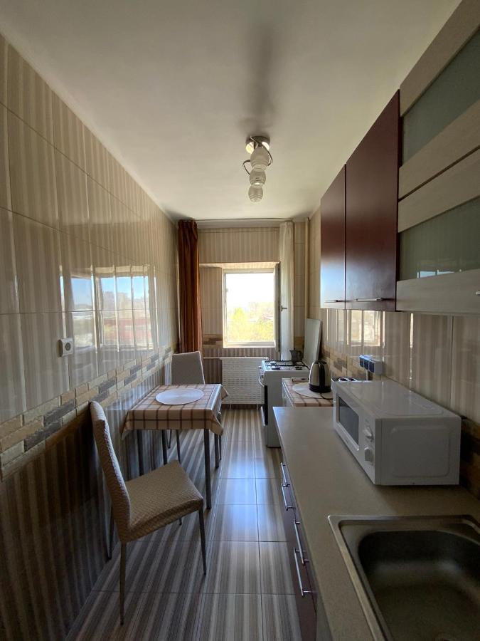Le Garcon De Adi-Cosy,Quiet,Spatious Studio Букурещ Екстериор снимка
